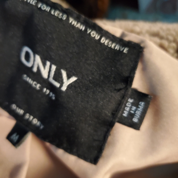 Only Teddy Jacket Medium NWOT - Picture 6 of 11